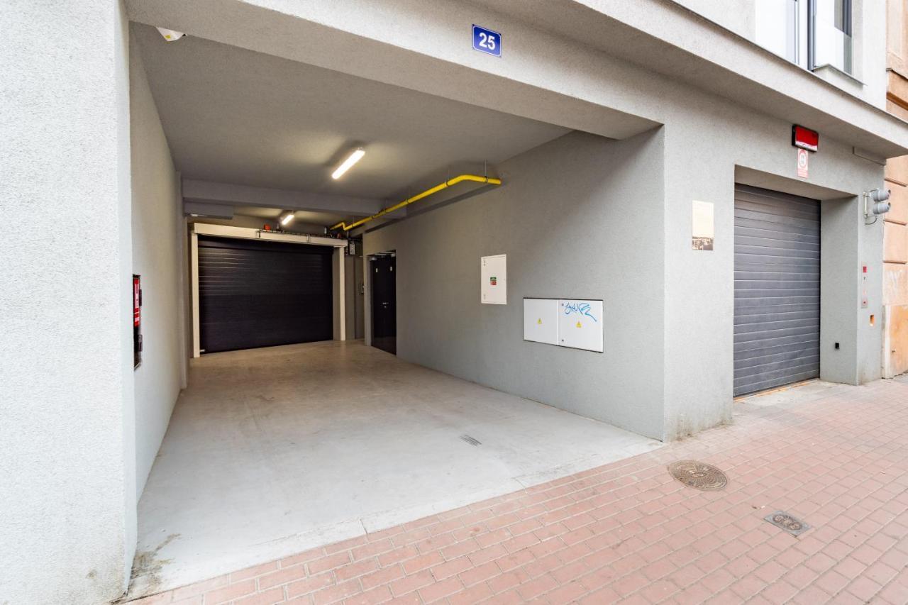פראג Brand New Two Room Apartment #64 In Elite Rezidence With Free Secure Parking מראה חיצוני תמונה